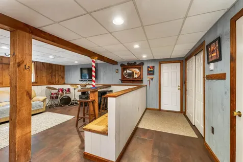 669 Shore Drive Laconia NH 03246