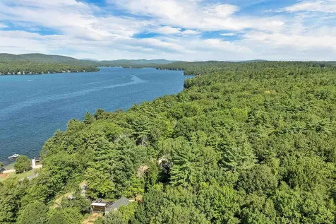 669 Shore Drive Laconia NH 03246