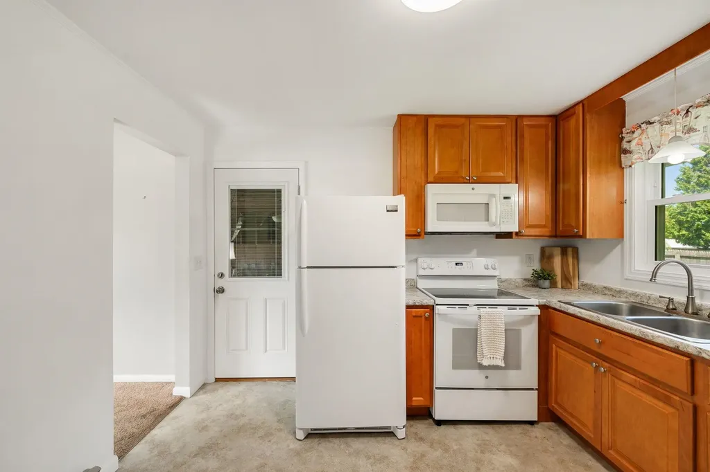 160 Gazo Avenue Burlington VT 05408