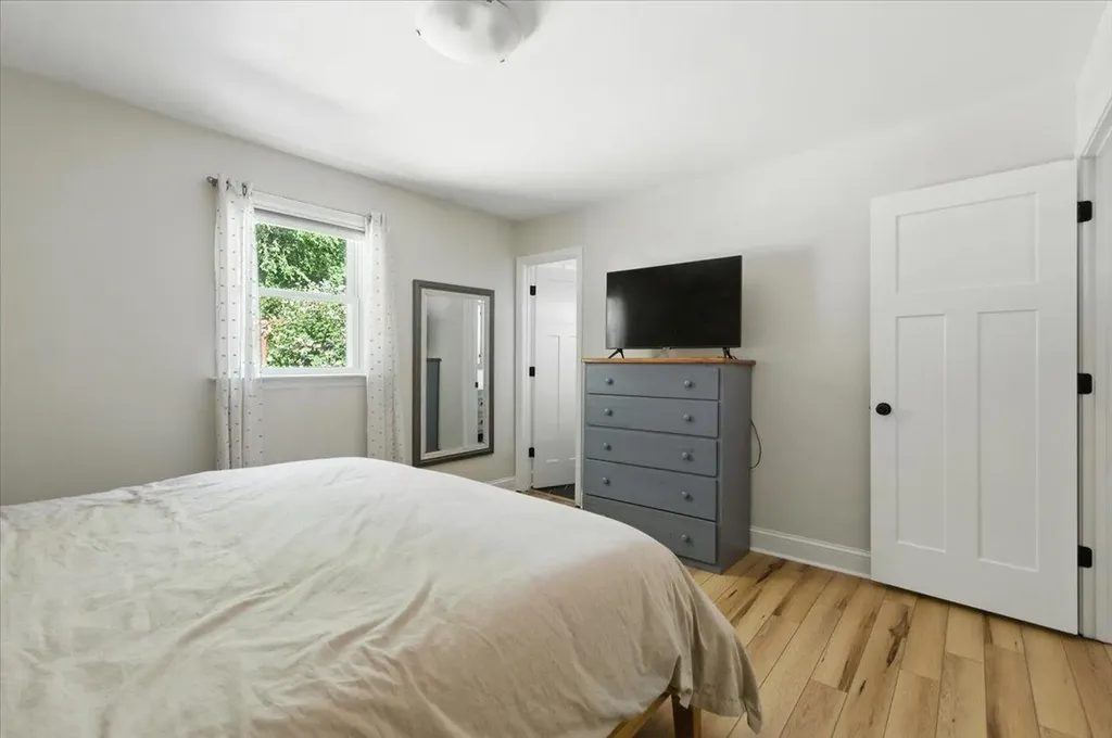 17 Oak Ridge Drive Colchester VT 05446