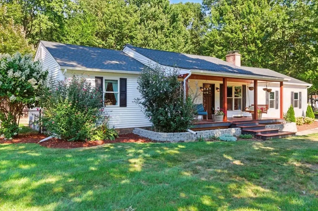 17 Oak Ridge Drive Colchester VT 05446
