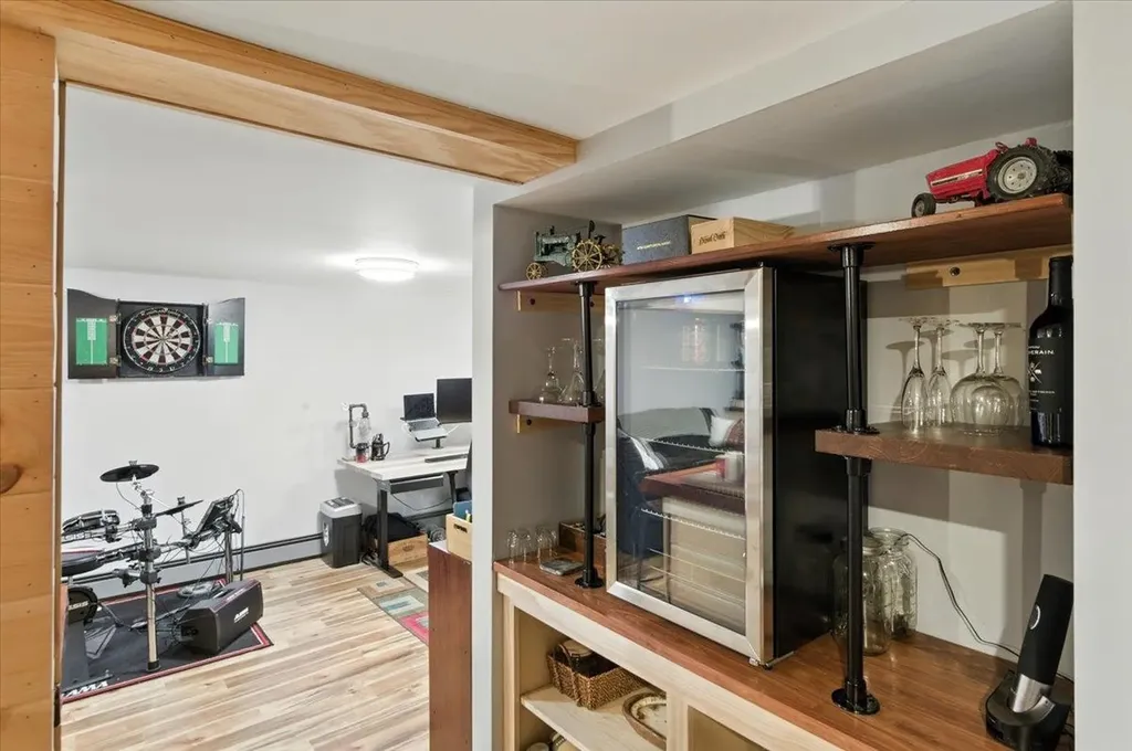 17 Oak Ridge Drive Colchester VT 05446