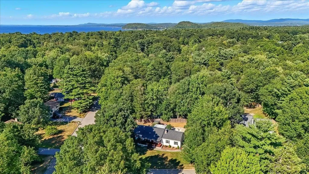 17 Oak Ridge Drive Colchester VT 05446