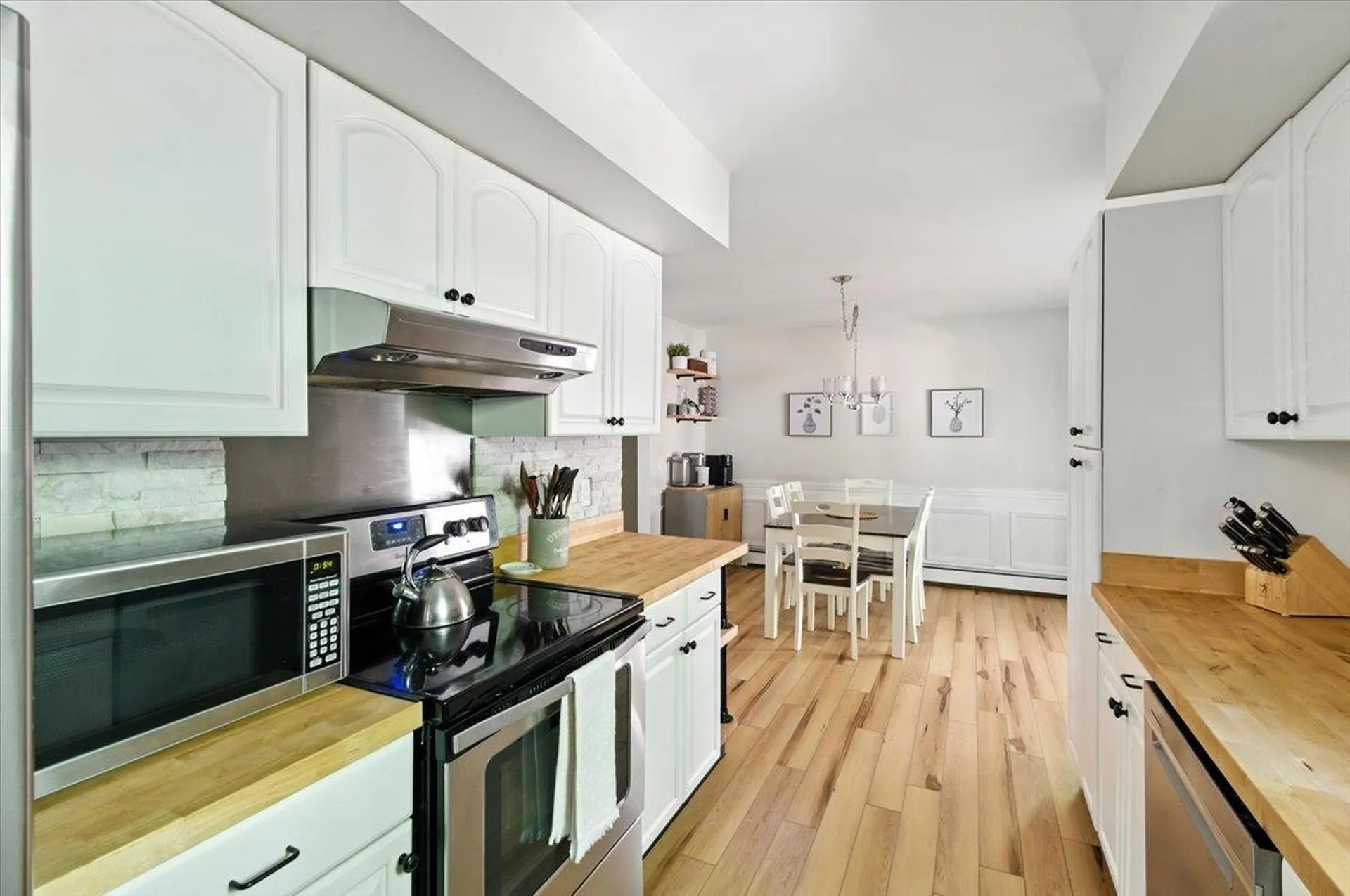 17 Oak Ridge Drive Colchester VT 05446