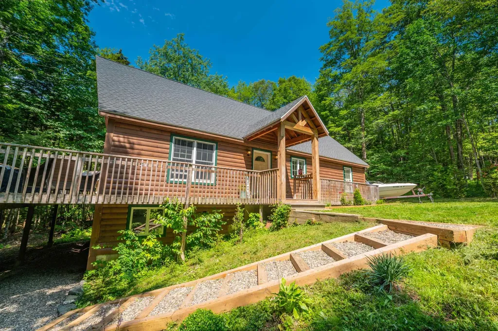 9 Greer Court Wilmington VT 05363