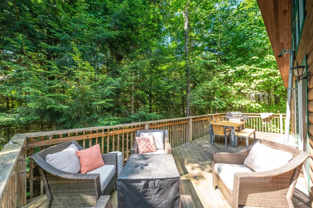 9 Greer Court Wilmington VT 05363