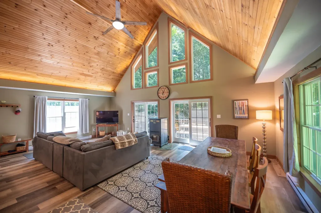 9 Greer Court Wilmington VT 05363