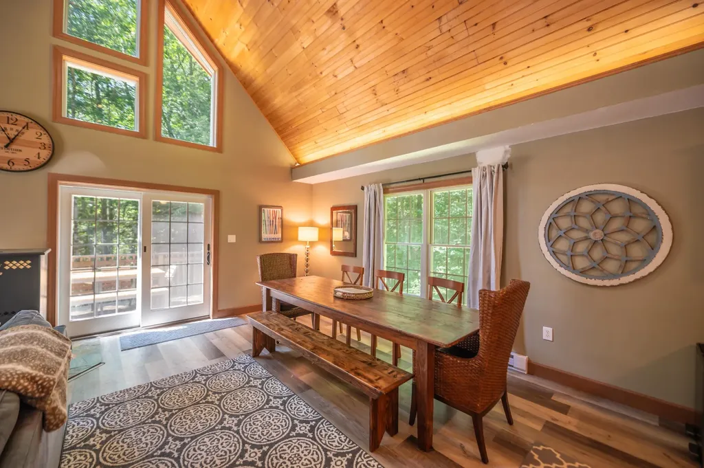 9 Greer Court Wilmington VT 05363