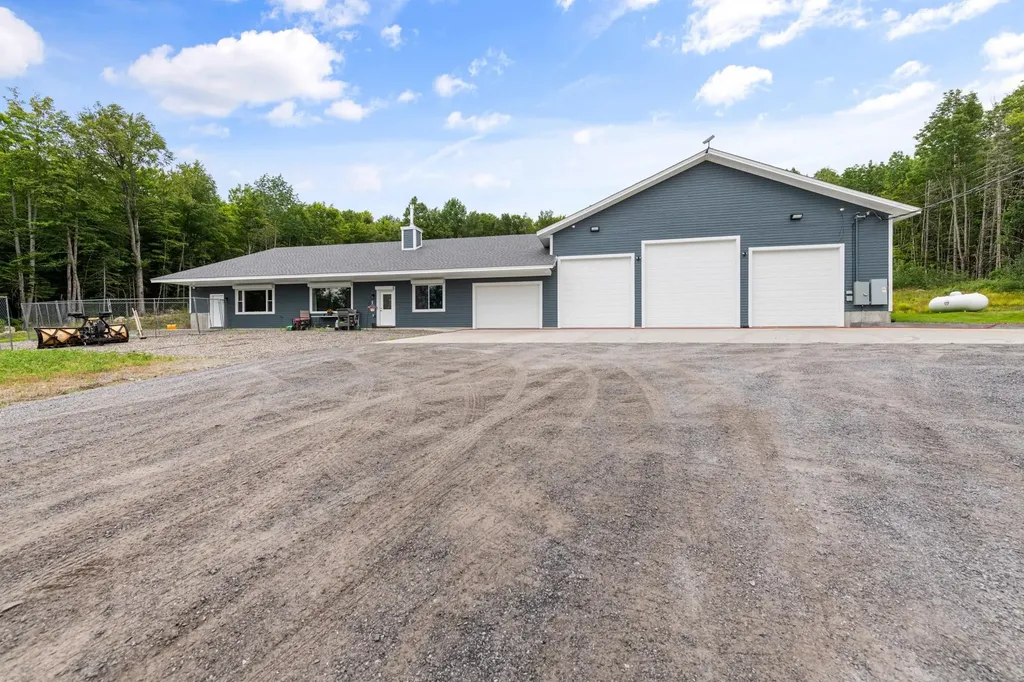 60 Deer Crossing Way Errol NH 03579