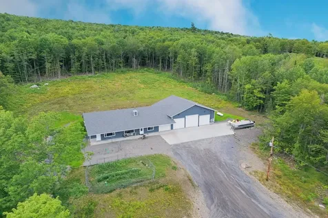 60 Deer Crossing Way Errol NH 03579