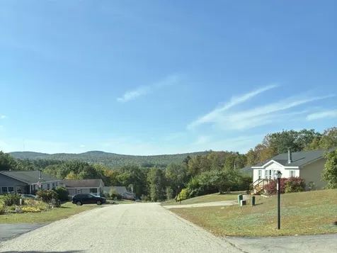 4 Ivy Lane Farmington NH 03835