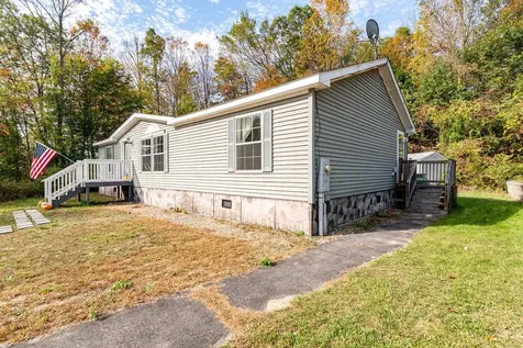 4 Ivy Lane Farmington NH 03835