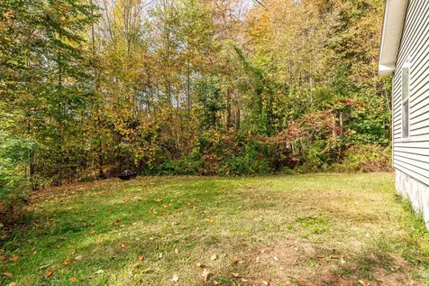 4 Ivy Lane Farmington NH 03835