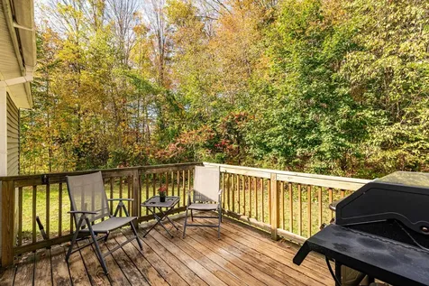 4 Ivy Lane Farmington NH 03835