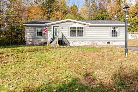 4 Ivy Lane Farmington NH 03835
