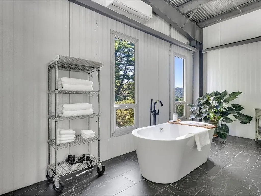 578 East Barnard Road Barnard VT 05031