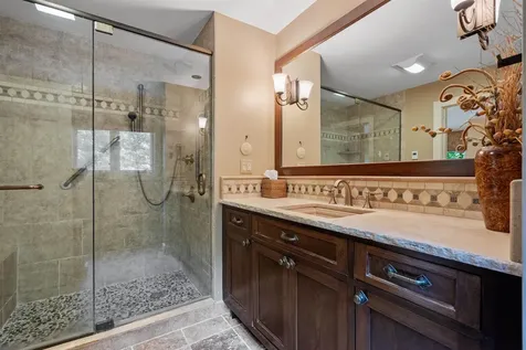 133 Sargent Road Holderness NH 03245