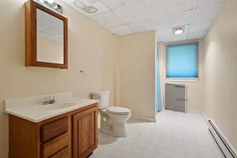 133 Sargent Road Holderness NH 03245