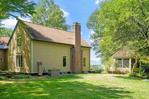 133 Sargent Road Holderness NH 03245