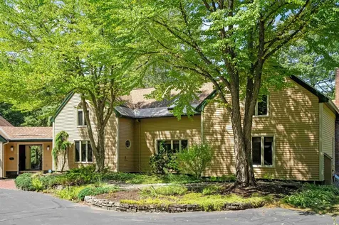 133 Sargent Road Holderness NH 03245