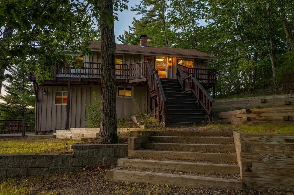 107 Pequawket Trail Ossipee NH 03864