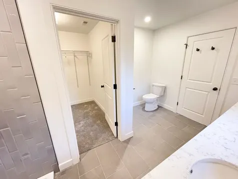 27 Mount Pleasant Street Derry NH 03038