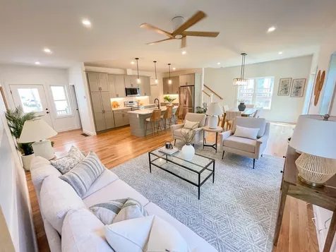 27 Mount Pleasant Street Derry NH 03038