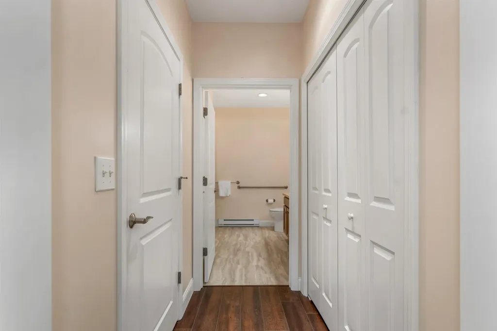 4 Henry David Drive Nashua NH 03062