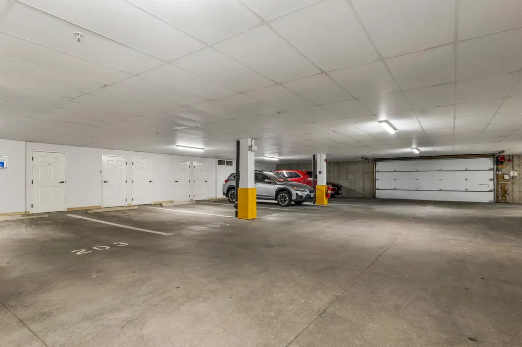 4 Henry David Drive Nashua NH 03062