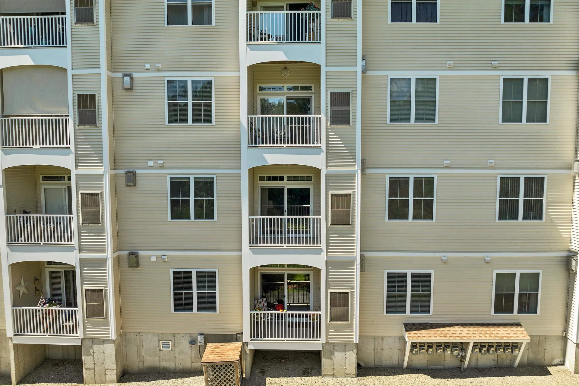 4 Henry David Drive Nashua NH 03062