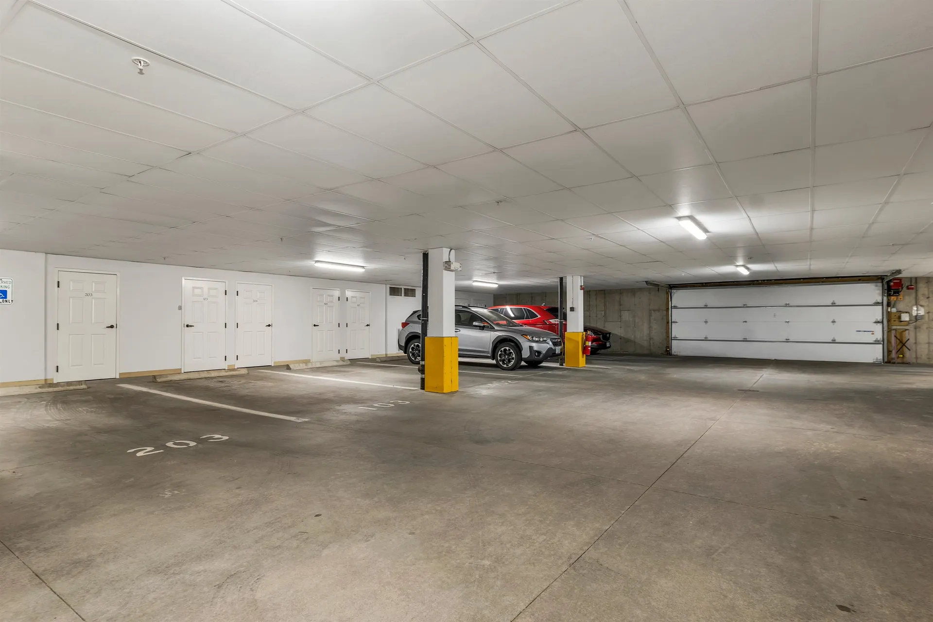 4 Henry David Drive Nashua NH 03062