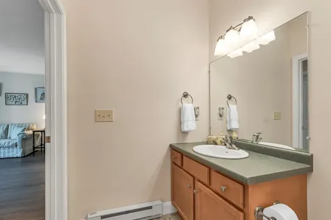 4 Henry David Drive Nashua NH 03062