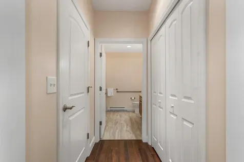 4 Henry David Drive Nashua NH 03062