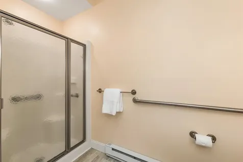 4 Henry David Drive Nashua NH 03062