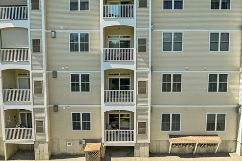 4 Henry David Drive Nashua NH 03062