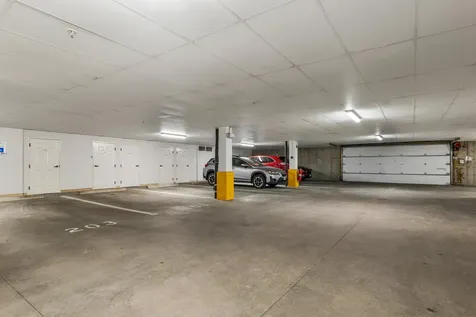 4 Henry David Drive Nashua NH 03062