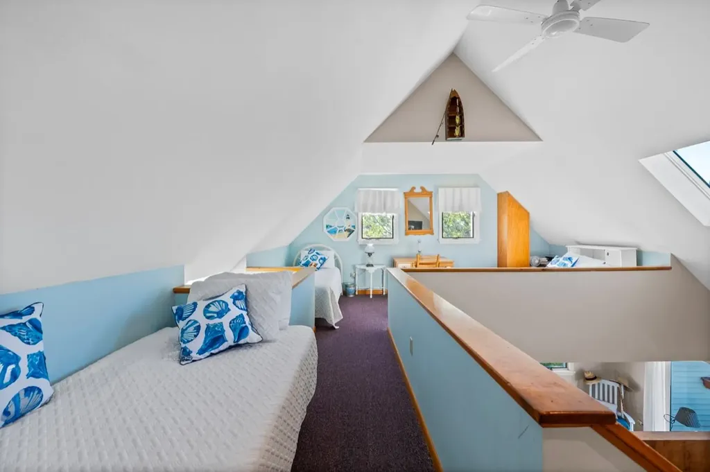 73 Church Street Hampton NH 03842