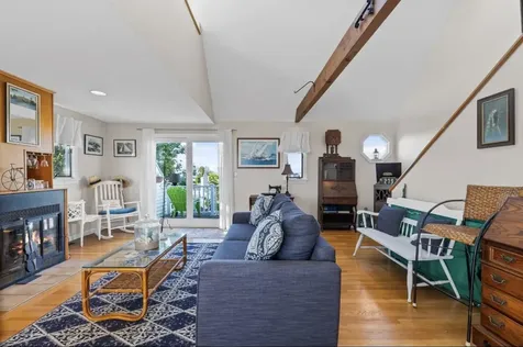 73 Church Street Hampton NH 03842