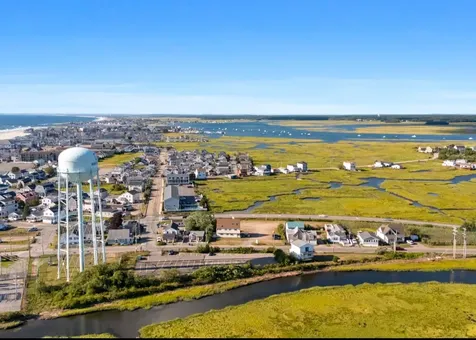 73 Church Street Hampton NH 03842