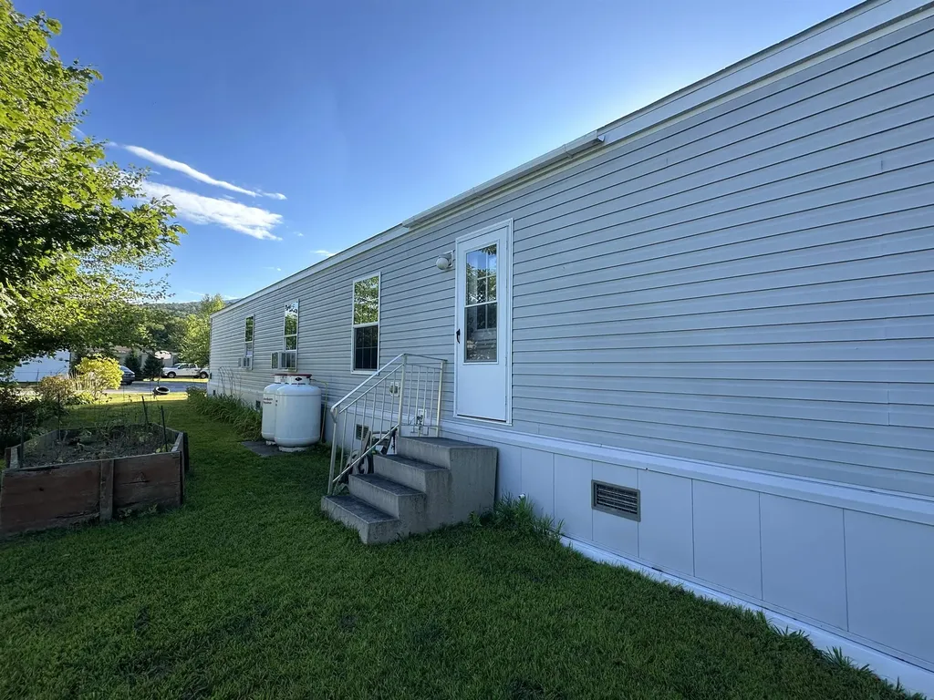 376 W Highland Drive Johnson VT 05656