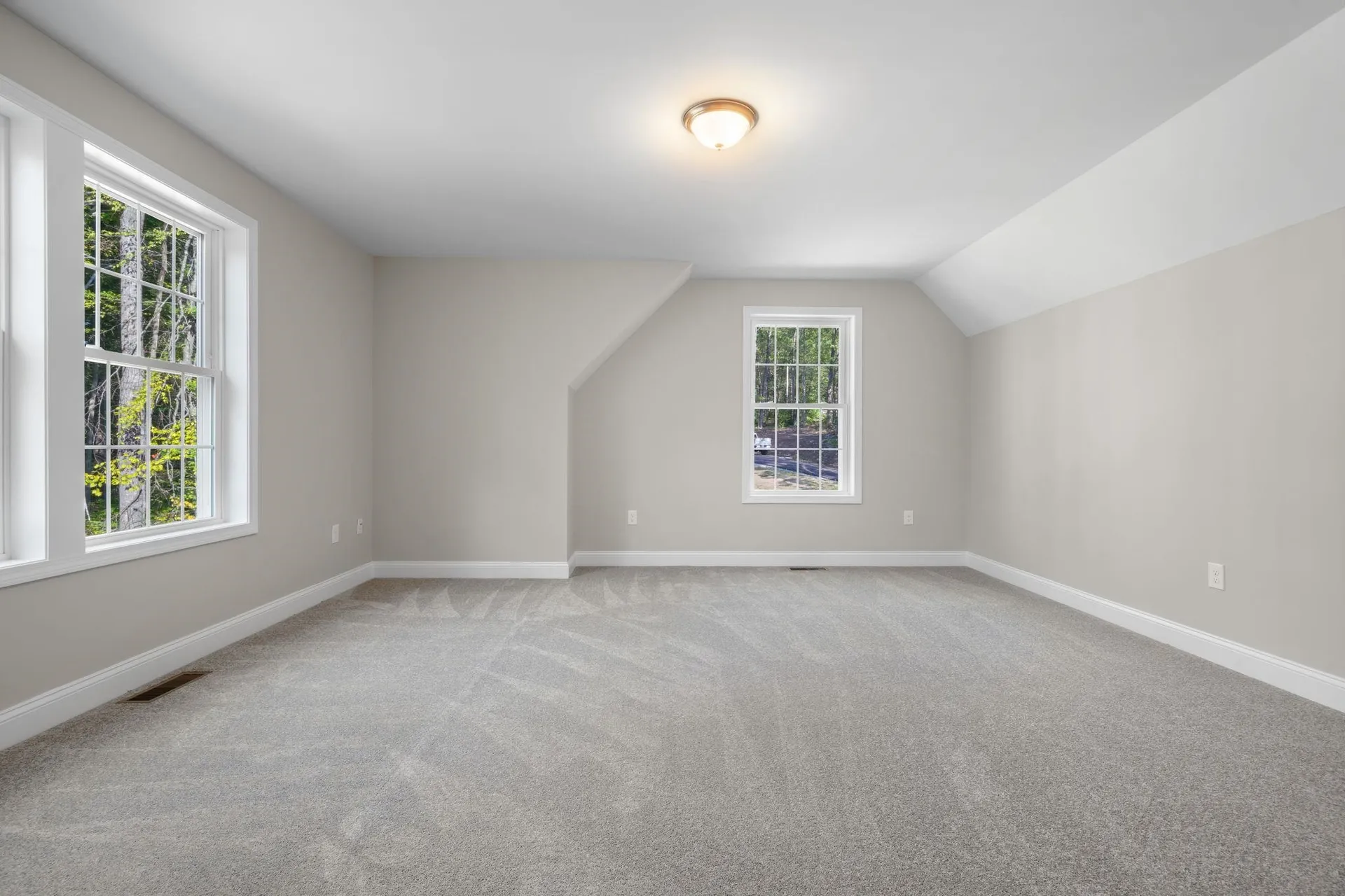 143 Falcon Ridge Road Milford NH 03055