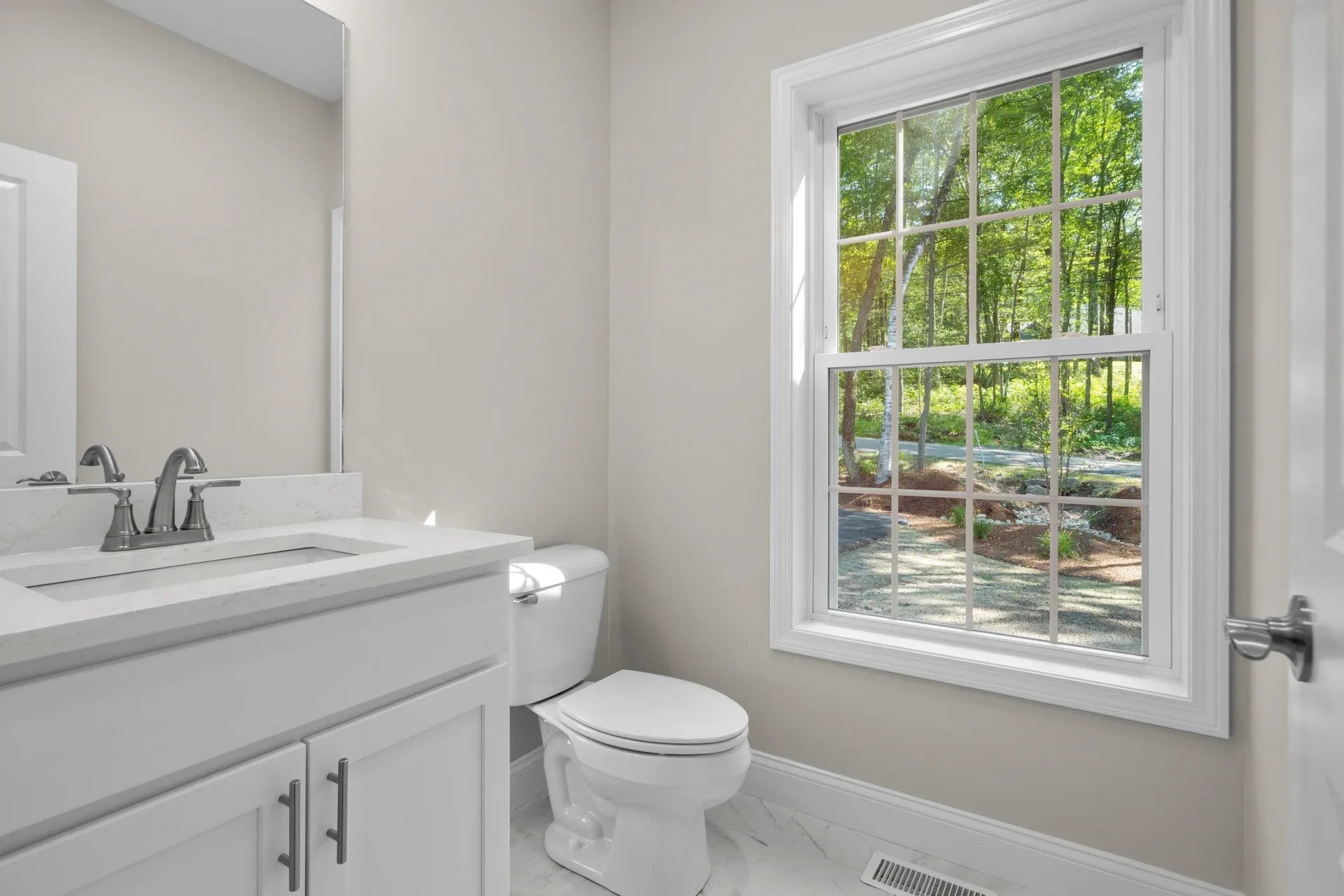 143 Falcon Ridge Road Milford NH 03055