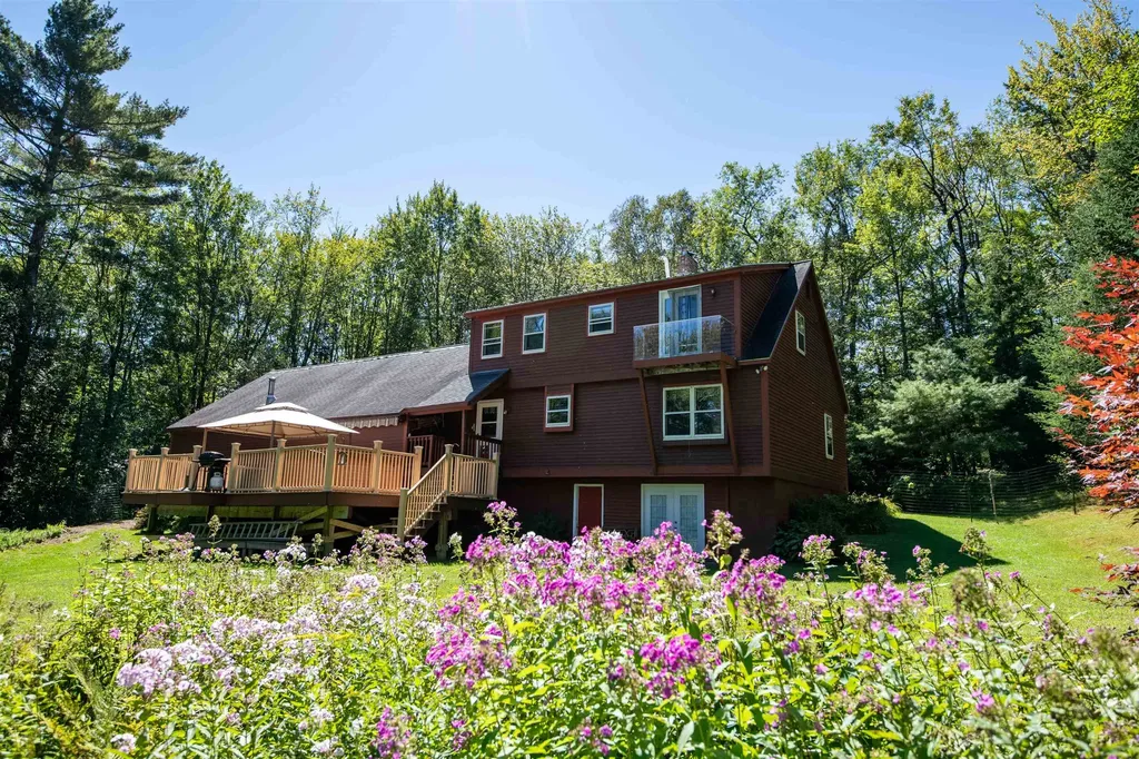 861 Summit Road Mount Holly VT 05758