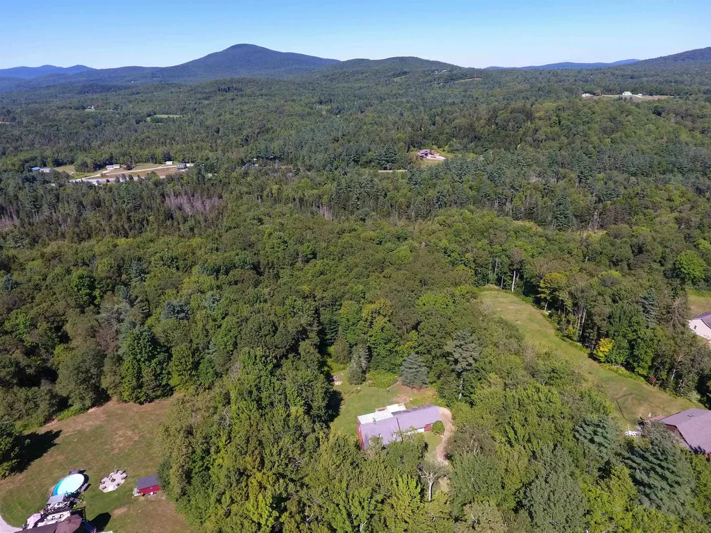 861 Summit Road Mount Holly VT 05758