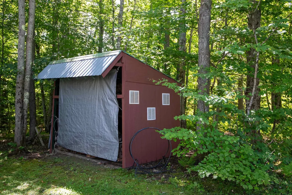 861 Summit Road Mount Holly VT 05758