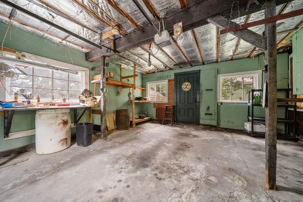 32 Woodbury Street Keene NH 03431