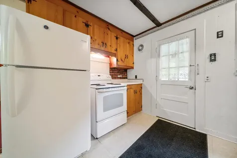 32 Woodbury Street Keene NH 03431