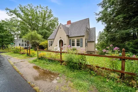 32 Woodbury Street Keene NH 03431