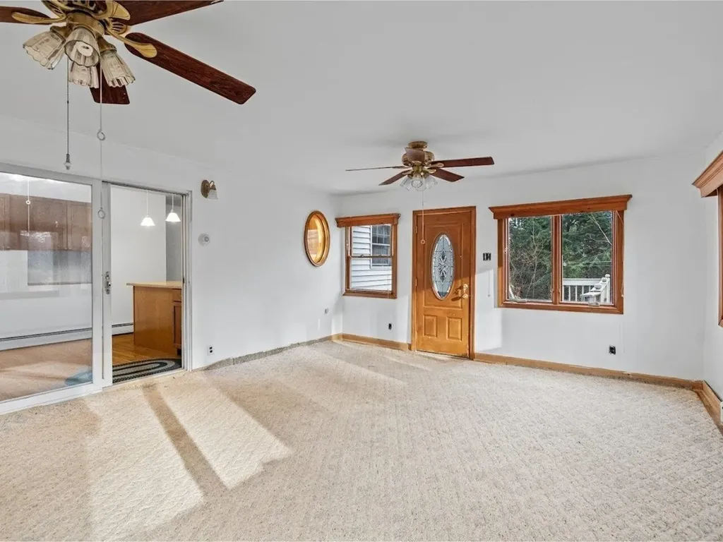 55 Greenbriar Drive Essex VT 05452