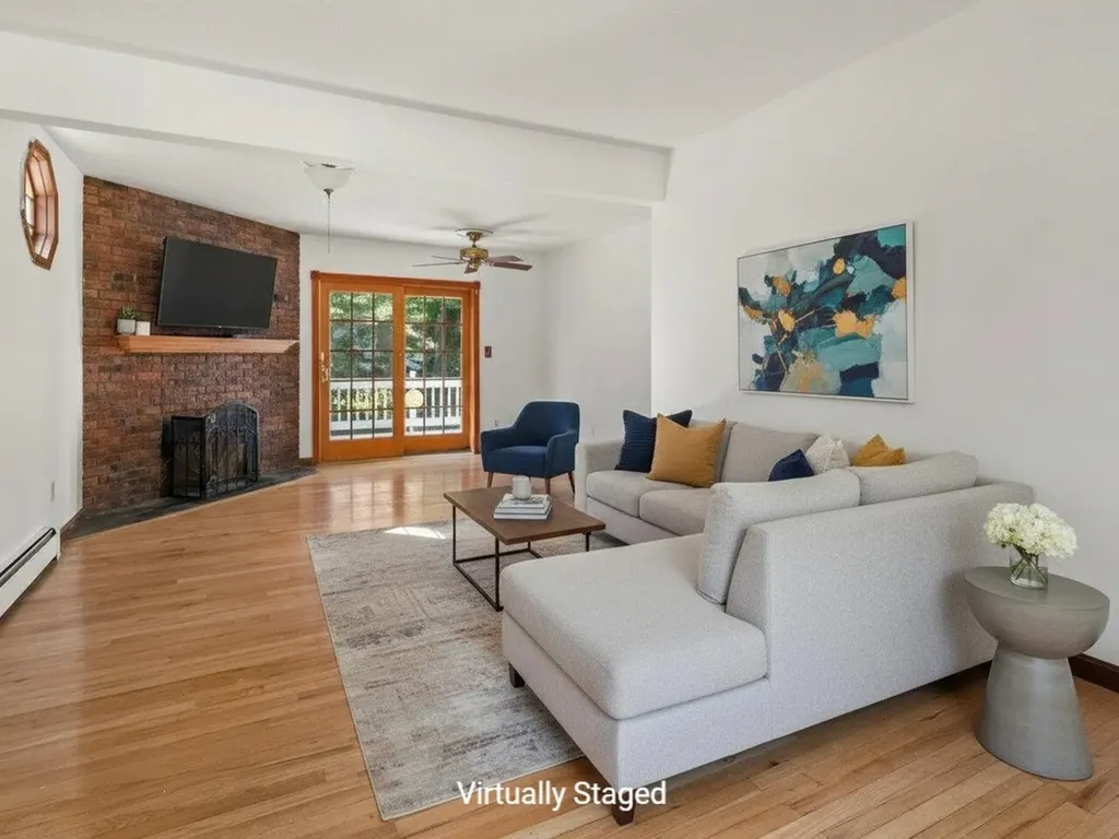 55 Greenbriar Drive Essex VT 05452